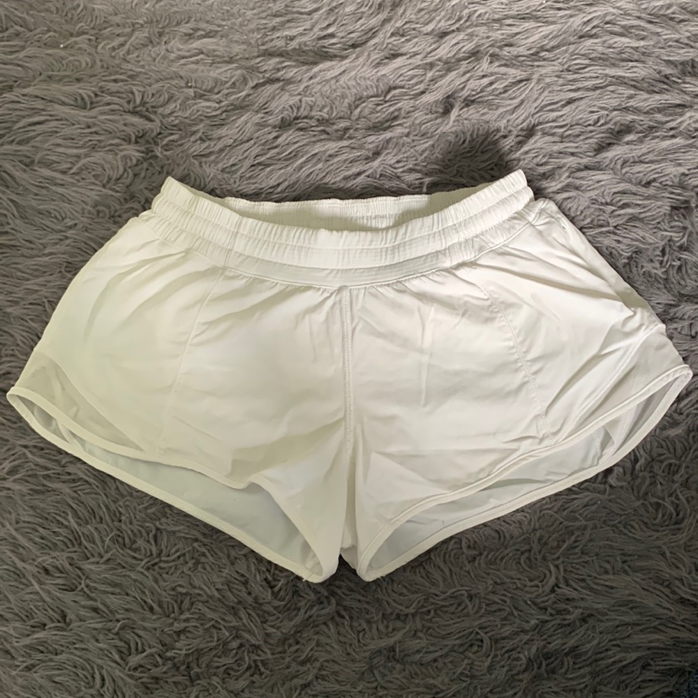 Lululemon Hotty hot shorts